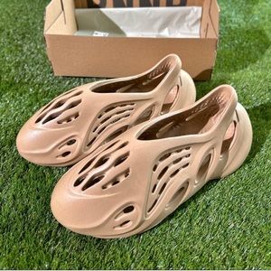 YEEZY FOAM RUNNERS MX